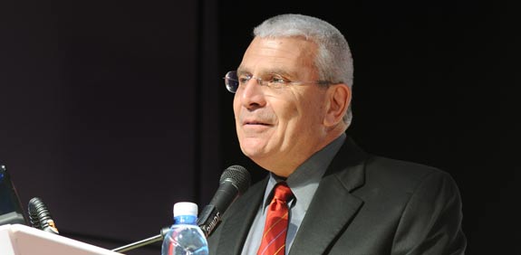 אלי יונס / צלם: תמר מצפי